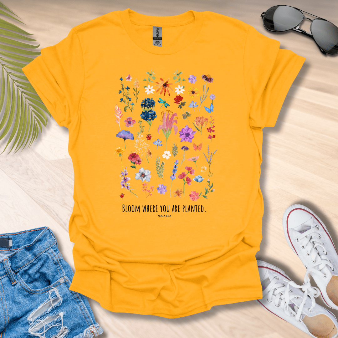 Bloom Where You Are Planted Tee Gold / S T-Shirt Yoga Era