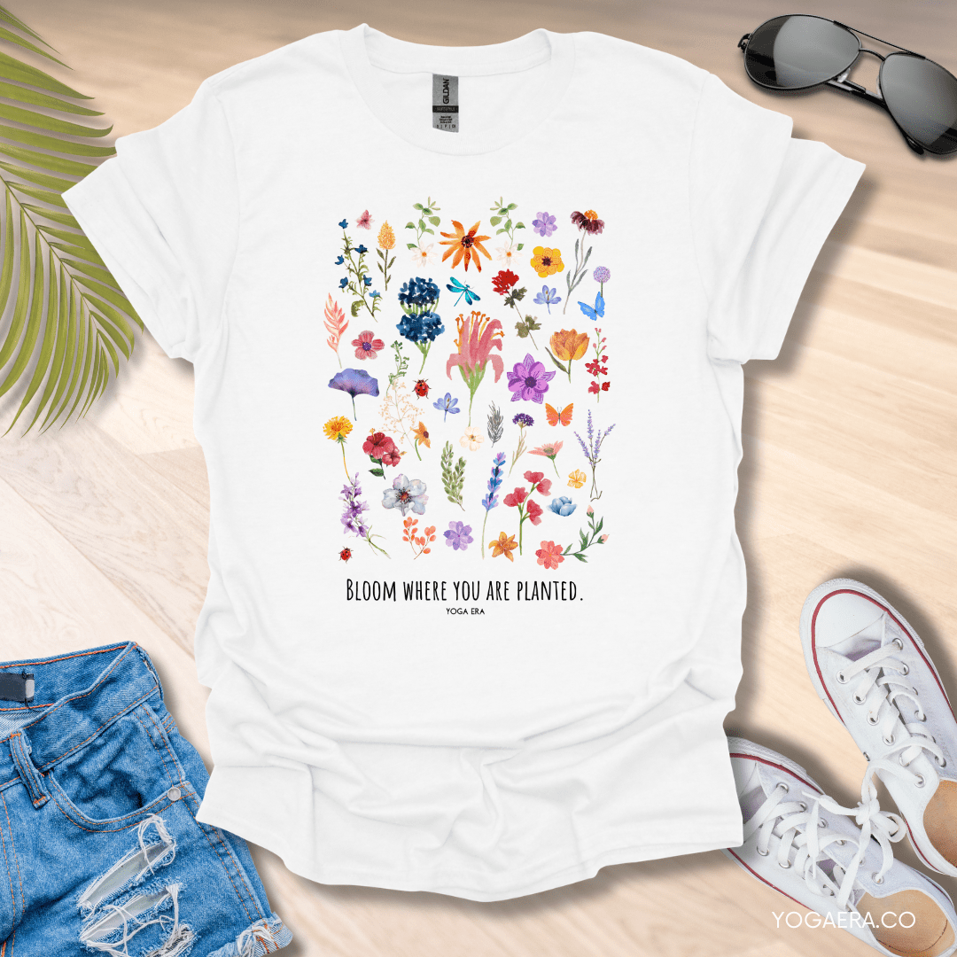 Bloom Where You Are Planted Tee White / S T-Shirt Yoga Era