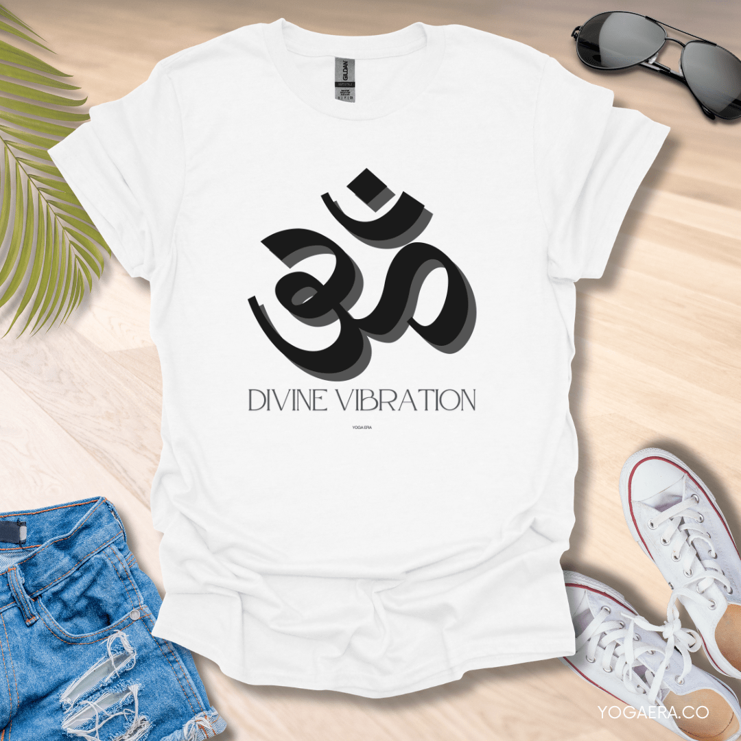 Divine Vibration Om Symbol Tee White / S T-Shirt Yoga Era