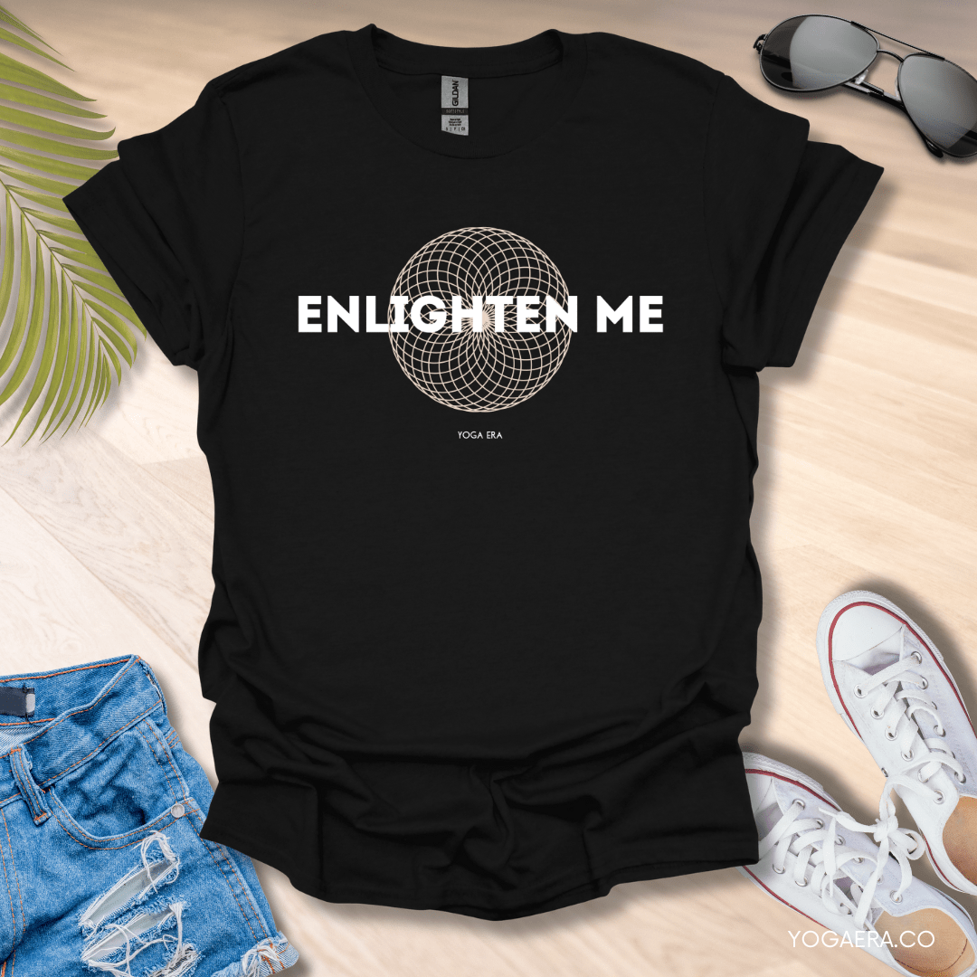 Enlighten Me Tee Black / S T-Shirt Yoga Era