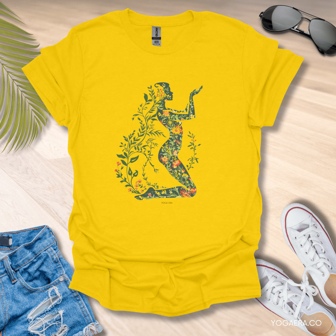 Floral Botanical Silhouette Tee Daisy / S T-Shirt Yoga Era