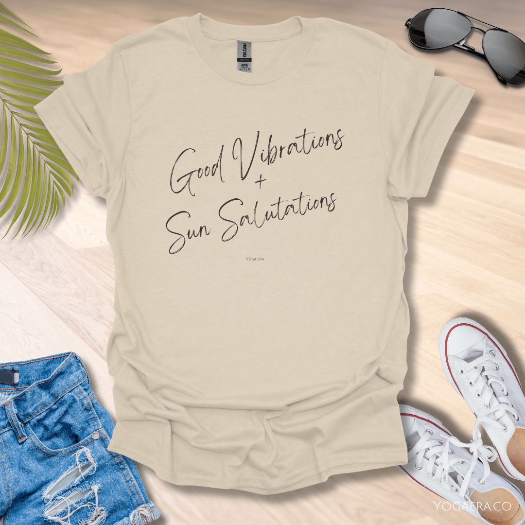 Good Vibrations & Sun Salutations Tee Natural / S T-Shirt Yoga Era