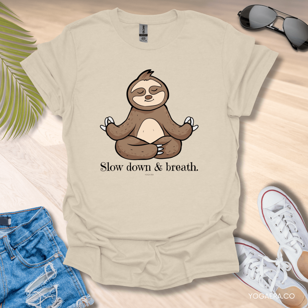 Slow Down and Breath Sloth Tee Natural / S T-Shirt Yoga Era