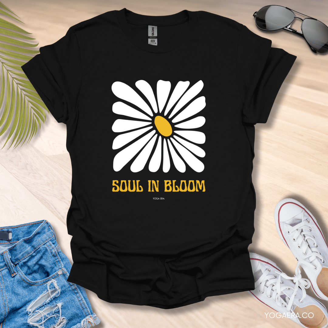 Soul In Bloom Flower Tee Black / S T-Shirt Yoga Era