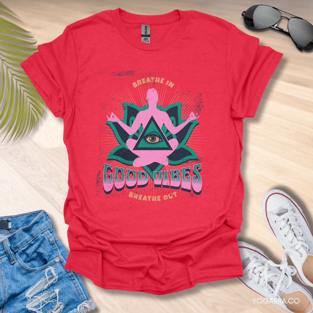 Vintage Good Vibes Tee Heather Red / S T-Shirt Yoga Era