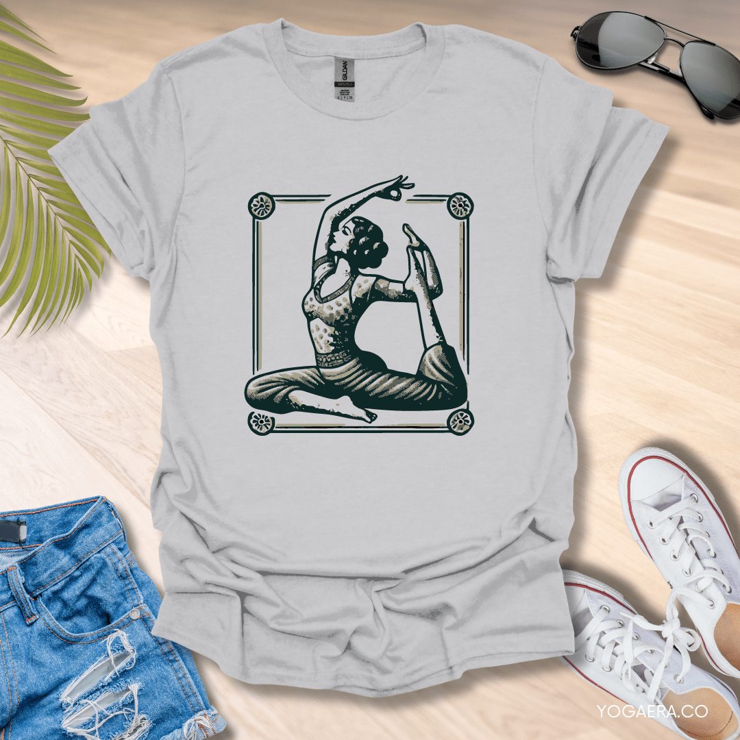 Vintage Illustration Yogi Tee Ice Grey / S T-Shirt Yoga Era