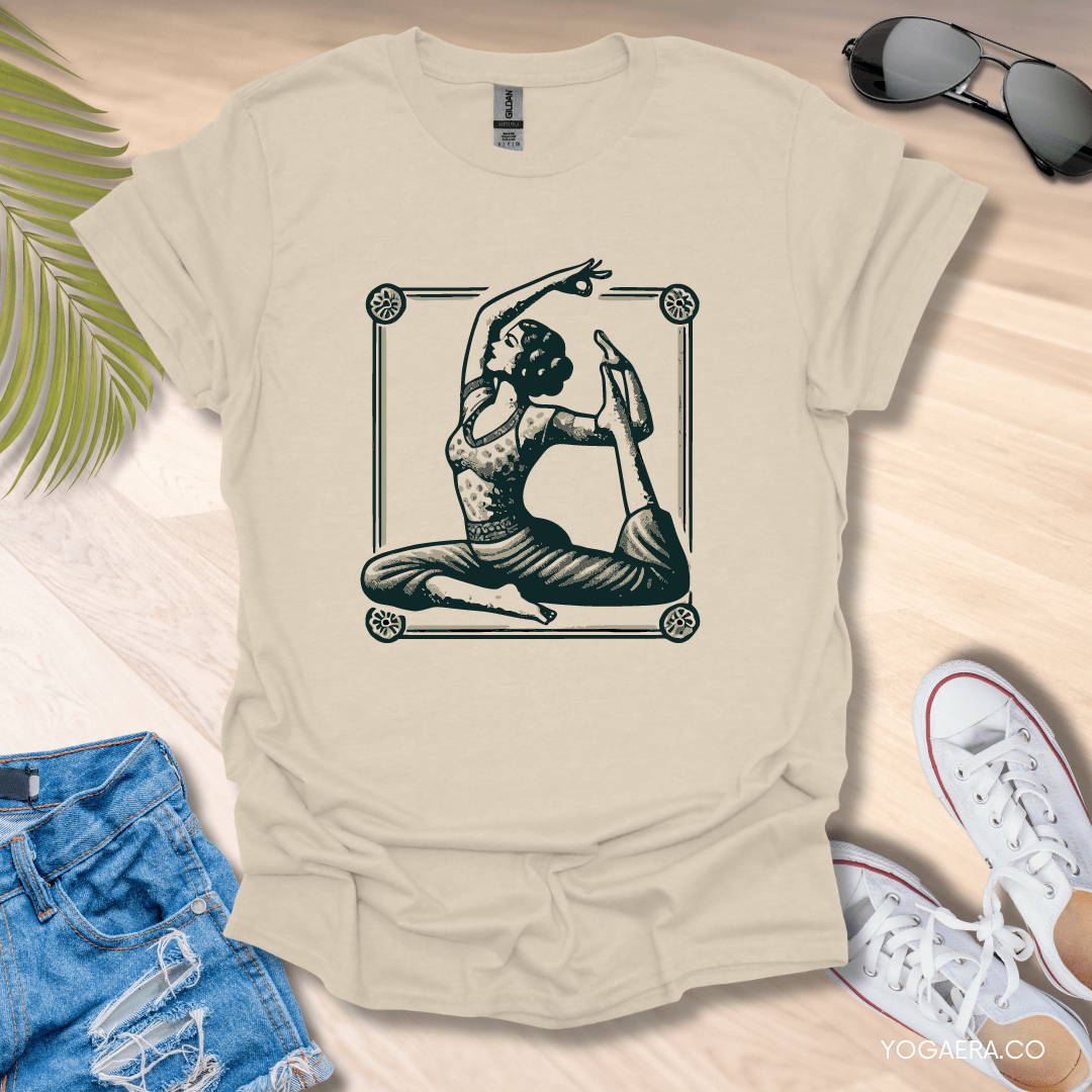 Vintage Illustration Yogi Tee Natural / S T-Shirt Yoga Era