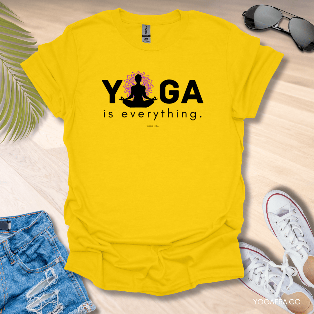 Yoga is Everything Tee Daisy / S T-Shirt Yoga Era